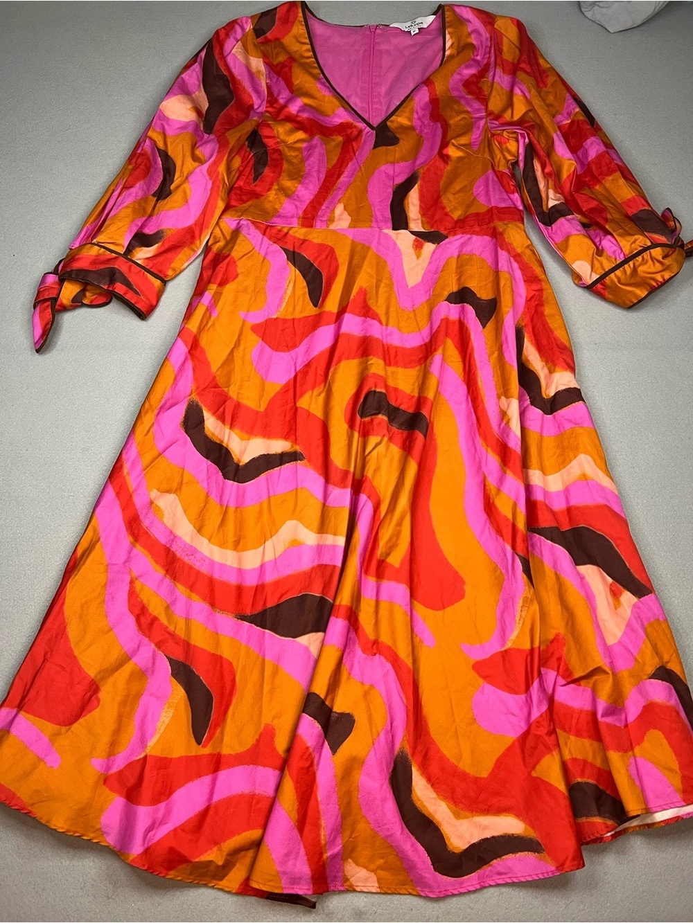 Laroque Original midi length dress size medium